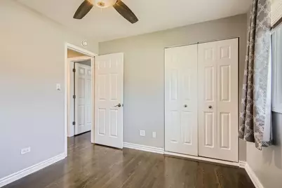 10403 Barnard Drive, Chicago Ridge, IL 60415 - Photo 16