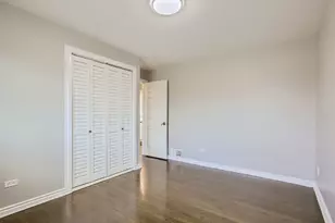 10403 Barnard Dr, Chicago Ridge, IL 60415 - Photo 12