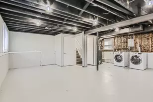 10403 Barnard Dr, Chicago Ridge, IL 60415 - Photo 20