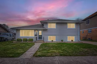 10403 Barnard Dr, Chicago Ridge, IL 60415 - Photo 1