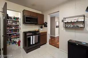 1147 Middlebury Ln, Wheeling, IL 60090 - Photo 10