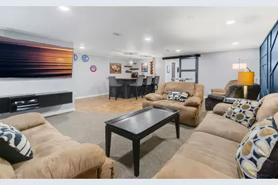 705 Ascot Court, Hoffman Estates, IL 60169 - Photo 18