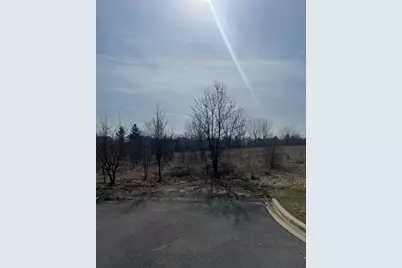 1055 E Grand Avenue, Lindenhurst, IL 60046 - Photo 10