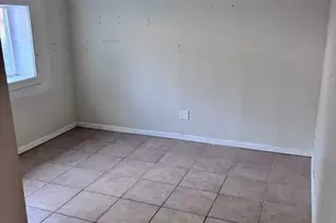 224 Heather Terrace, Round Lake Beach, IL 60073 - Photo 10