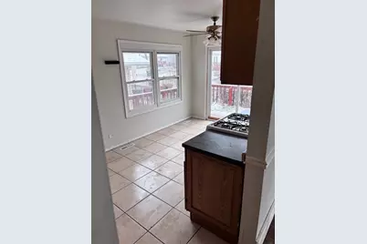 224 Heather Terrace, Round Lake Beach, IL 60073 - Photo 6