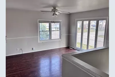 224 Heather Terrace, Round Lake Beach, IL 60073 - Photo 4