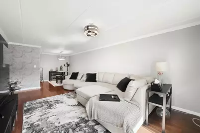 7920 Woodglen Lane #207, Downers Grove, IL 60516 - Photo 8