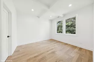 936 S Mitchell Ave, Elmhurst, IL 60126 - Photo 24