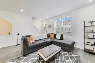 1541 Cooper St, Des Plaines, IL 60018 - Photo 4