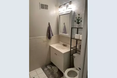 901 W Dakin Street #2E, Chicago, IL 60613 - Photo 10