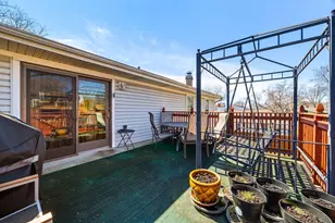 251 Hawthorne Dr, Bloomingdale, IL 60108 - Photo 20