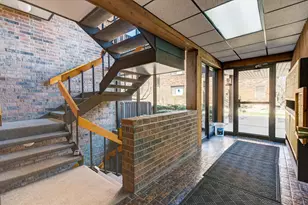 1502 Woodbridge Rd, Joliet, IL 60436 - Photo 4