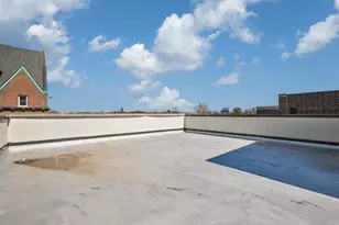 1519 W Irving Park Rd, Chicago, IL 60613 - Photo 22