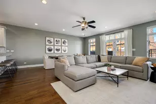 1519 W Irving Park Rd, Chicago, IL 60613 - Photo 10