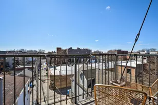 1519 W Irving Park Rd, Chicago, IL 60613 - Photo 20