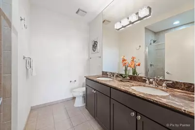 700 N Larrabee Street #1811, Chicago, IL 60654 - Photo 14
