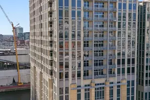 700 N Larrabee St, Chicago, IL 60654 - Photo 1