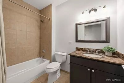 700 N Larrabee Street #1811, Chicago, IL 60654 - Photo 18