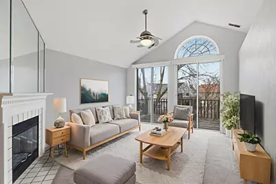 1632 Columbia Circle #2, Bartlett, IL 60103 - Photo 4