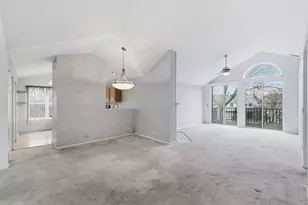 1632 Columbia Cir, Bartlett, IL 60103 - Photo 10