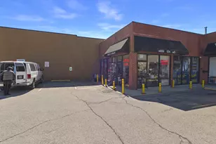 130-140 N Main St, Wheaton, IL 60187 - Photo 2