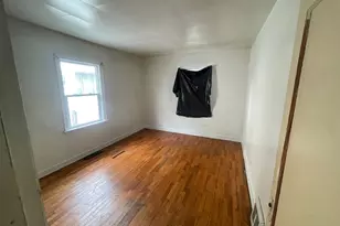 439 Country Club Dr, Kankakee, IL 60901 - Photo 4