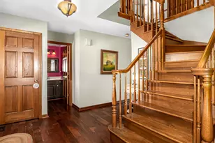 27W412 Chartwell Dr, Winfield, IL 60190 - Photo 2