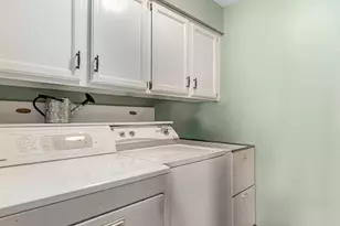 27W412 Chartwell Dr, Winfield, IL 60190 - Photo 14