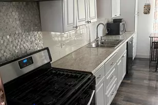 18650 Golfview Dr, Hazel Crest, IL 60429 - Photo 6