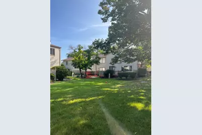 18650 Golfview Drive, Hazel Crest, IL 60429 - Photo 8