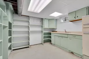 306 W Madison St, Belvidere, IL 61008 - Photo 44