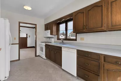 306 W Madison Street, Belvidere, IL 61008 - Photo 24