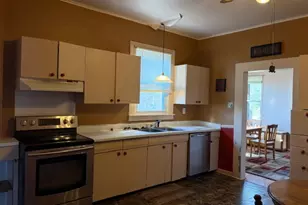 820 S 20th St, Herrin, IL 62948 - Photo 8