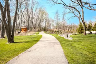 842 N Bennett St, Geneva, IL 60134 - Photo 74