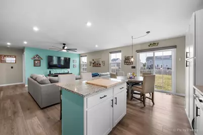 205 N Buckeye Street, Waterman, IL 60556 - Photo 8