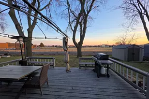 651 Dartmoor Dr, Crystal Lake, IL 60014 - Photo 14