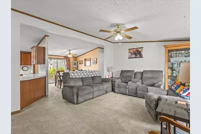 5410 Autumnash Lane, Machesney Park, IL 61115 - Photo 8