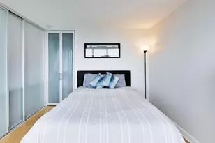 88 W Schiller St, Chicago, IL 60610 - Photo 22