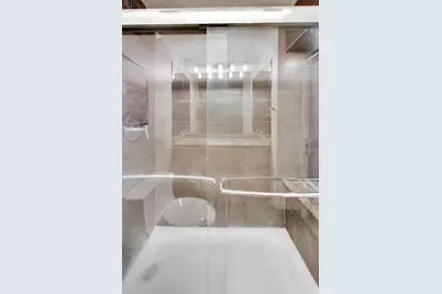 88 W Schiller Street #2903L, Chicago, IL 60610 - Photo 26