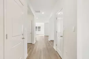 2523 Skye Dr, Pingree Grove, IL 60140 - Photo 2