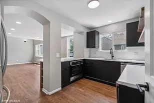 1731 W Potomac Ave, Chicago, IL 60622 - Photo 6