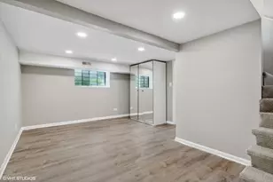 1731 W Potomac Ave, Chicago, IL 60622 - Photo 10