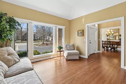 1065 Vineyard Drive, Gurnee, IL 60031 - Photo 6