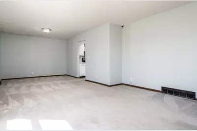 2745 Windamere Way, Rockford, IL 61109 - Photo 4