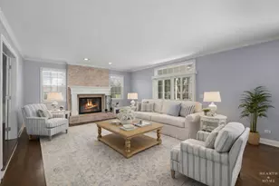 657 Old Westbury Rd, Crystal Lake, IL 60012 - Photo 6