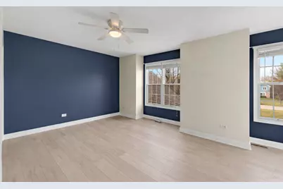 [Address not provided], Crystal Lake, IL 60012 - Photo 32