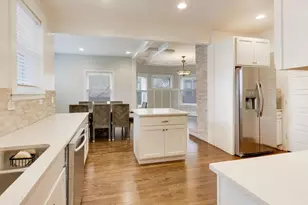 7015 N Sheridan Rd, Chicago, IL 60626 - Photo 10