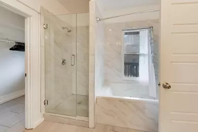 7015 N Sheridan Road, Chicago, IL 60626 - Photo 16