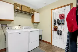 412 Lawrence Ave, Glen Ellyn, IL 60137 - Photo 24