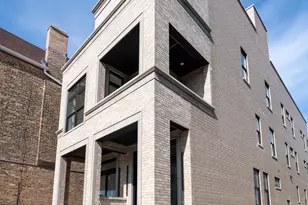 2471 N Clybourn Ave, Chicago, IL 60638 - Photo 1